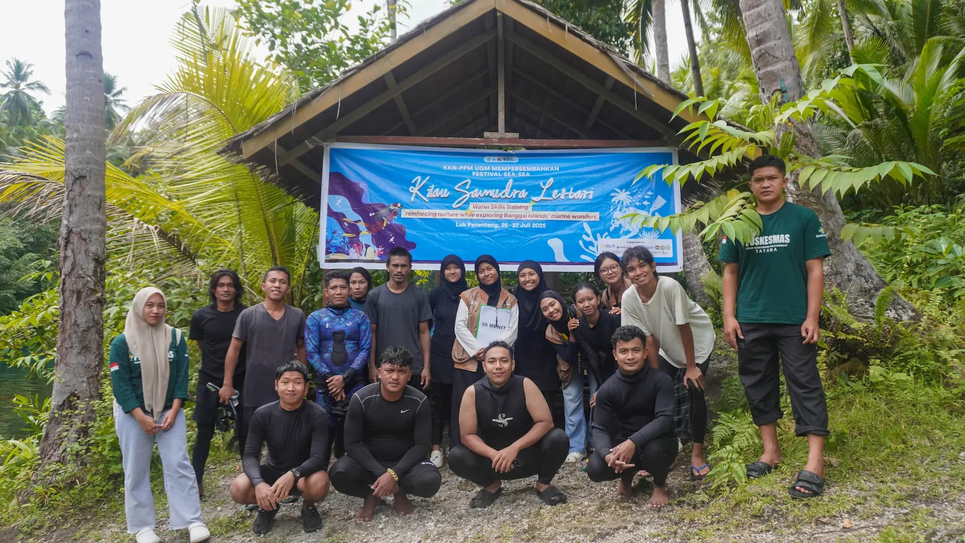 Dokumentasi suasana kegiatan dan acara Kilau Samudra Lestari Hidupkan Konservasi dan Wisata Laut Lukpanenteng di Banggai Kepulauan - foto 4