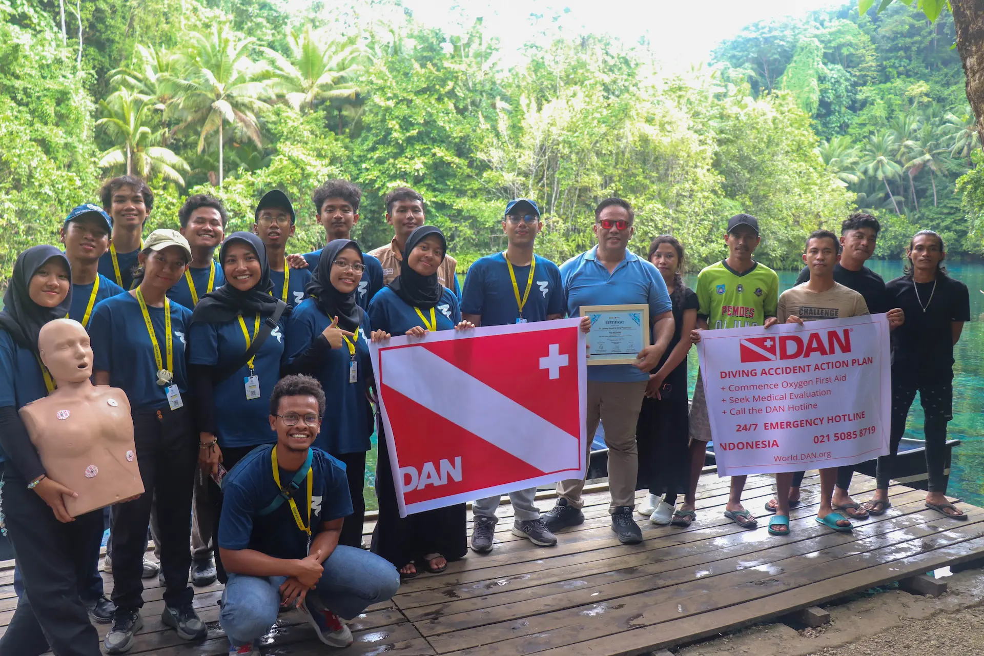 Dokumentasi suasana kegiatan dan acara Kilau Samudra Lestari Hidupkan Konservasi dan Wisata Laut Lukpanenteng di Banggai Kepulauan - foto 5