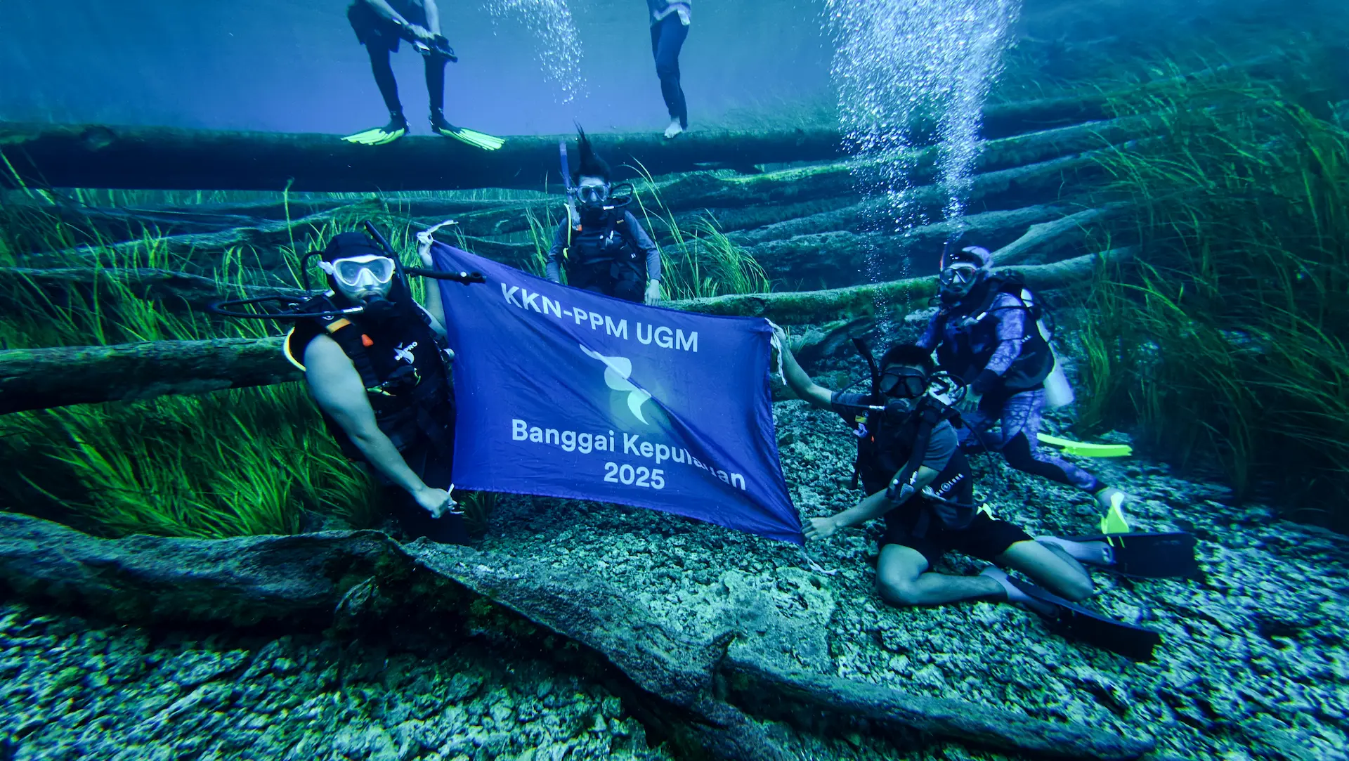 Dokumentasi kegiatan dan acara Kilau Samudra Lestari Hidupkan Konservasi dan Wisata Laut Lukpanenteng di Kabupaten Banggai Kepulauan